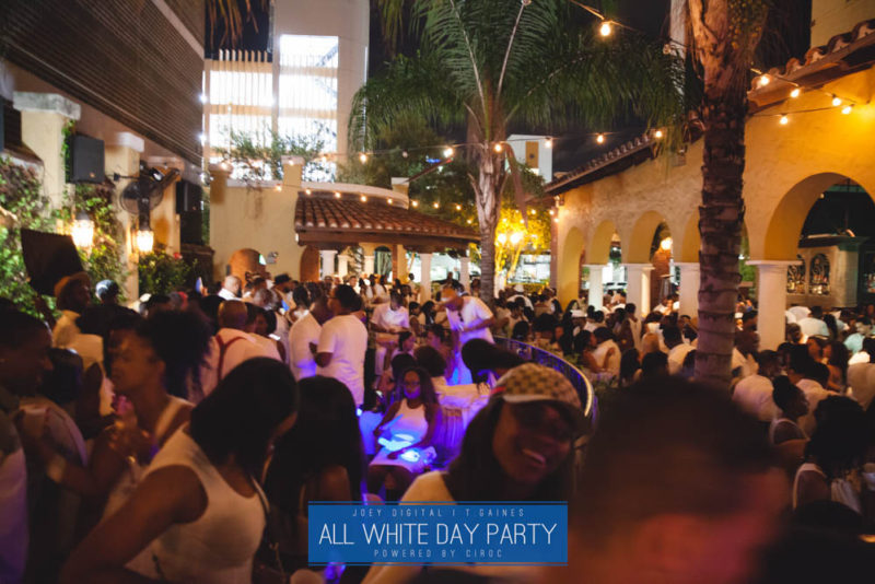 AllWhite-289-IMG_8671