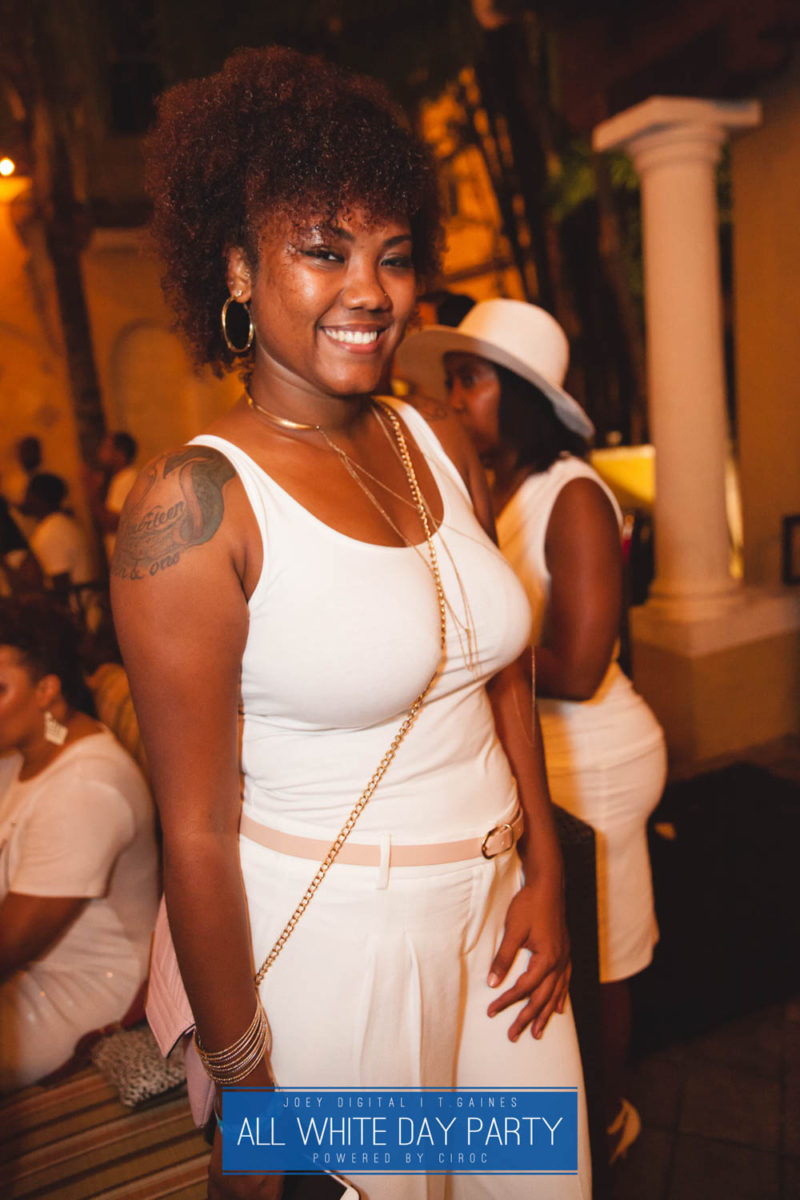 AllWhite-325-IMG_8743