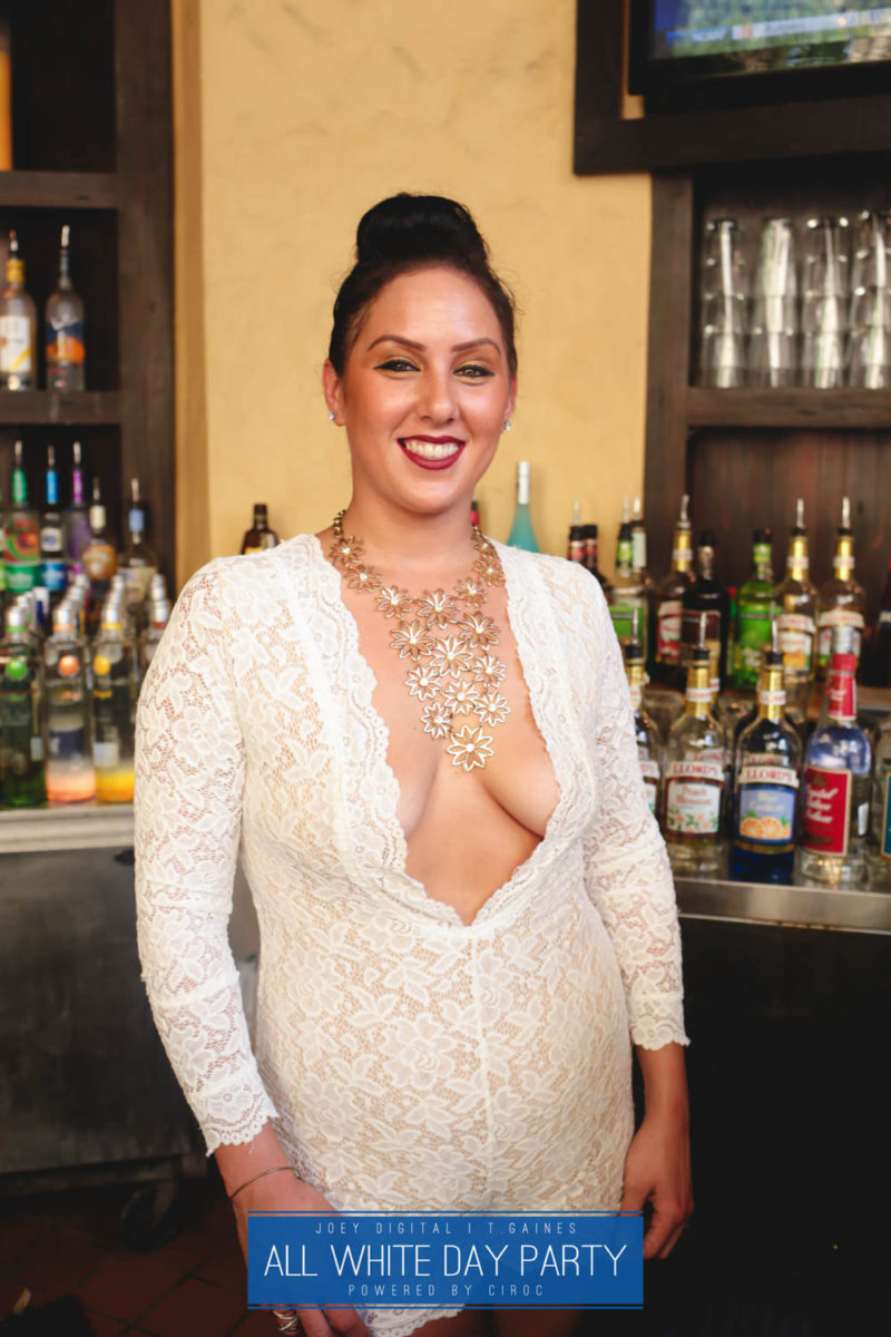 AllWhite-338-IMG_4271