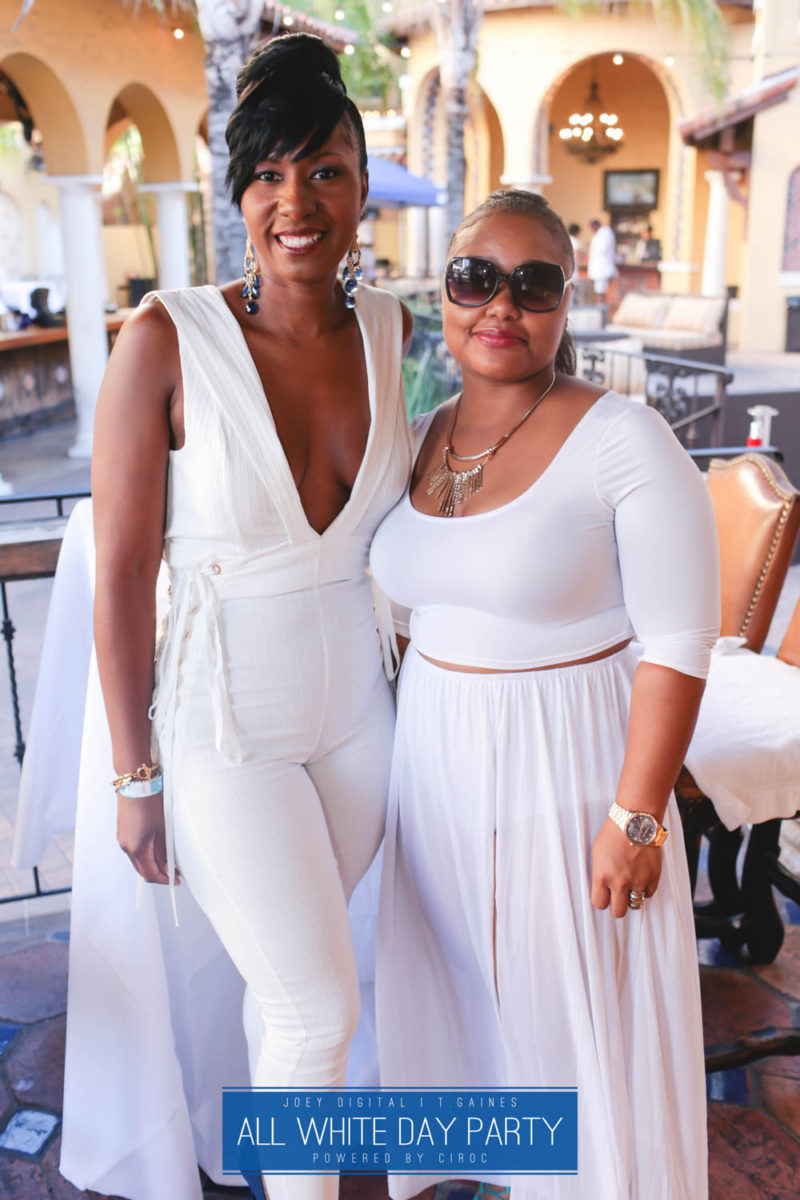 AllWhite-352-IMG_4296