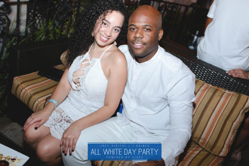 AllWhite-460-IMG_4478