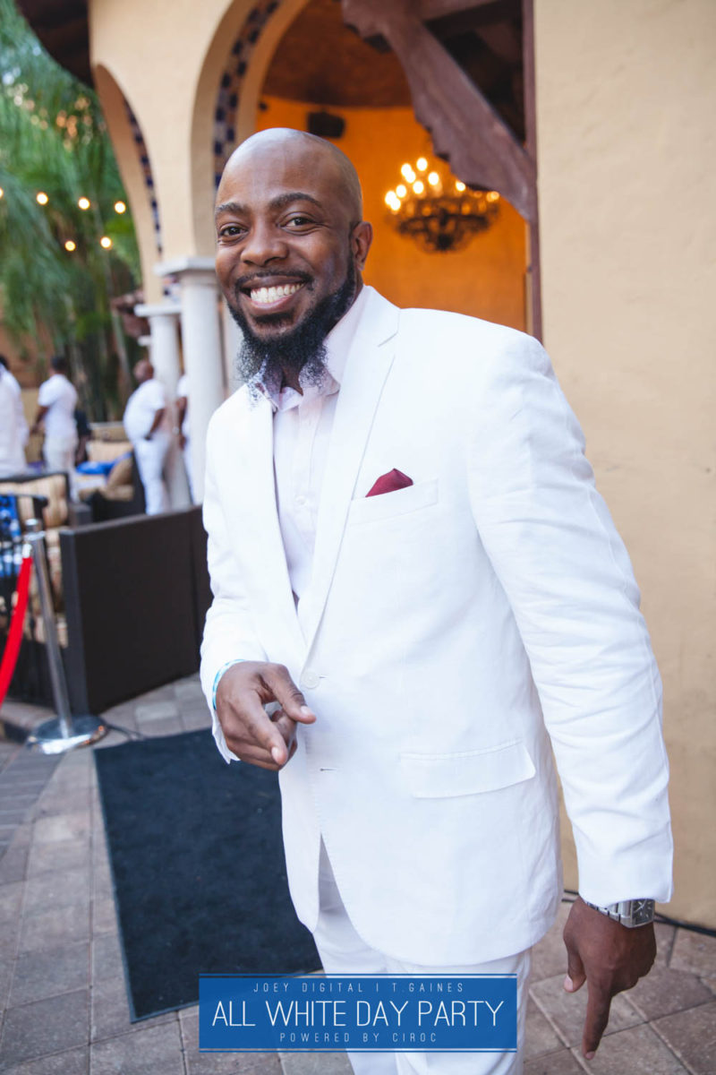 AllWhite-80-IMG_8277