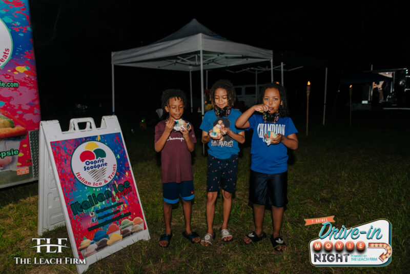 TGainesPopupMovie-115-TGainesPopupMovie-115-LYK_5696