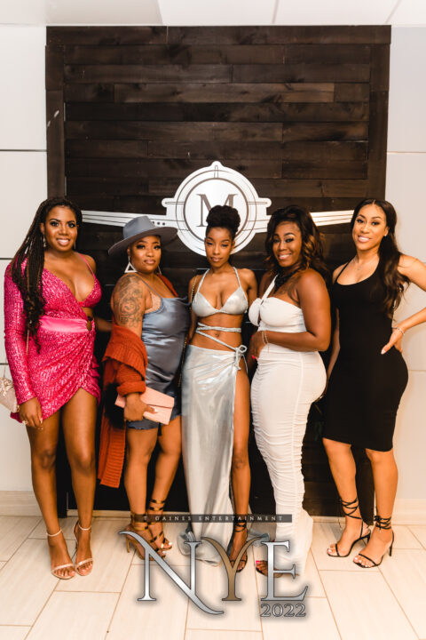 NYE 2022 at the M Lounge