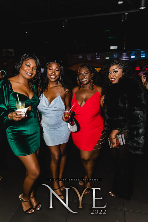 NYE 2022 at the M Lounge