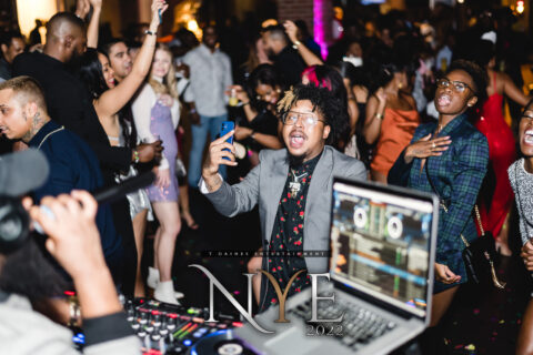 NYE 2022 at the M Lounge