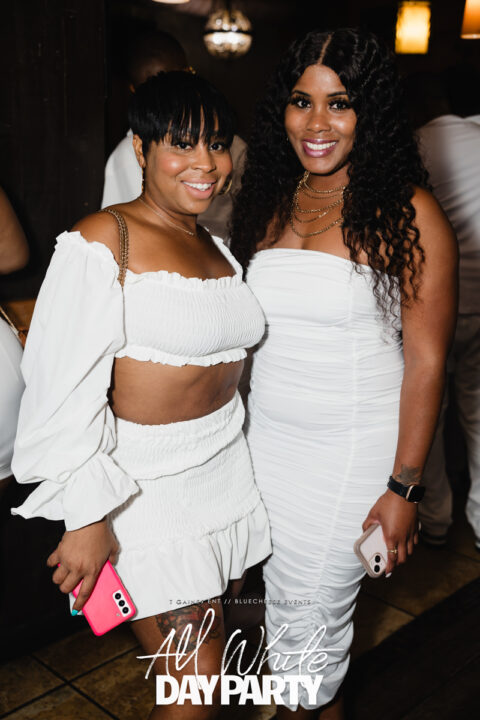 AllWhite-R6II2565