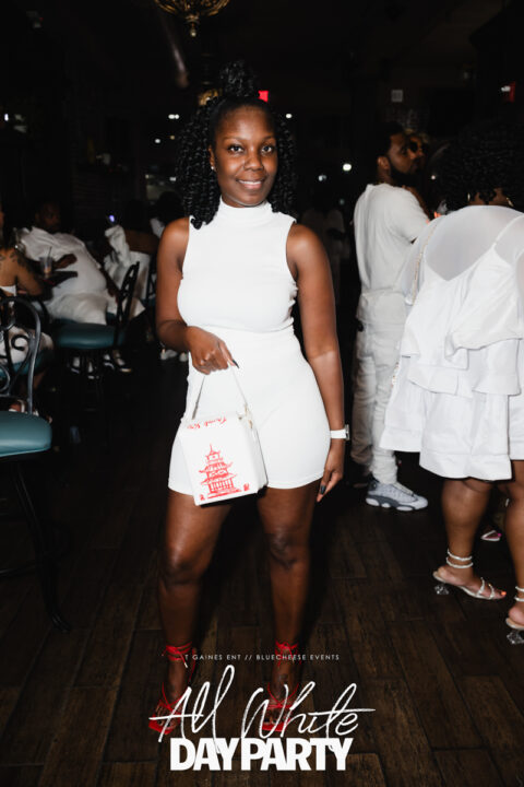 AllWhite-R6II2641