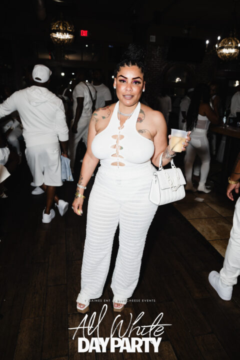 AllWhite-R6II2648