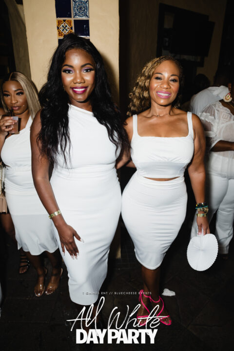 AllWhite-R6II2769