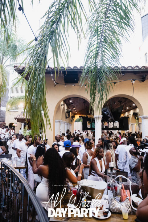 AllWhite-_G0A0638