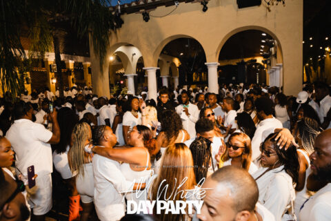 AllWhite-_G0A0788