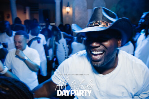 AllWhite-_G0A2854