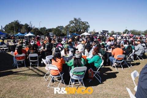 R&Bingo™ Classic Tailgate experience powered by #ConnectFord
R&Bingo™ Classic Tailgate experience powered by #ConnectFord