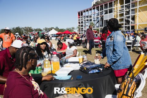 R&Bingo™ Classic Tailgate experience powered by #ConnectFord
R&Bingo™ Classic Tailgate experience powered by #ConnectFord