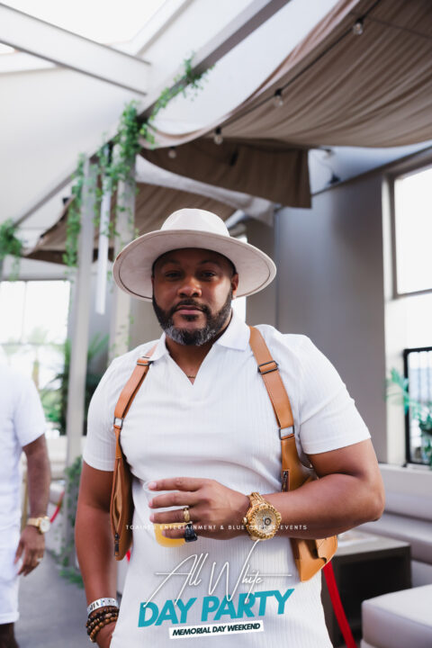 AllWhite-EIP18816